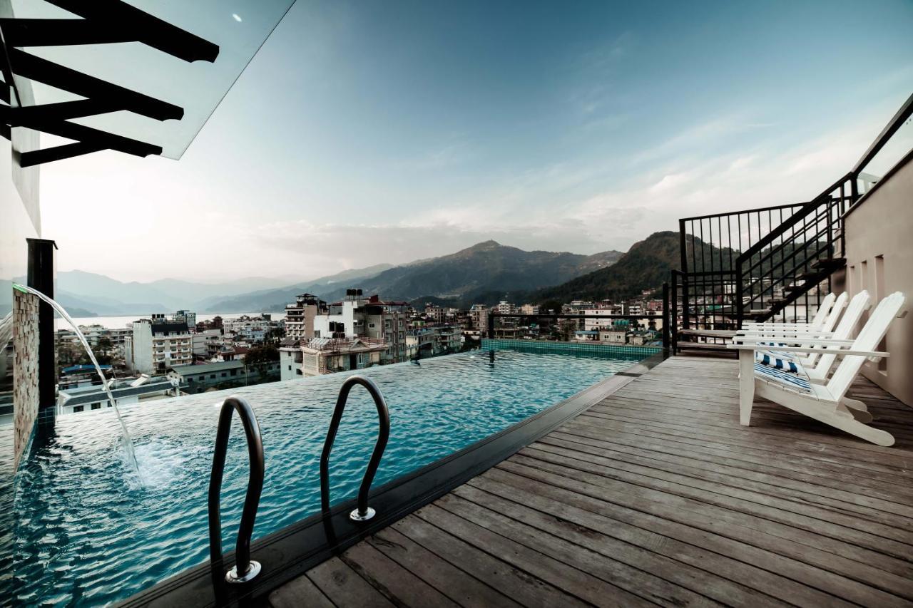 Aabas Pokhara By Barahi Hospitality Hotel Buitenkant foto